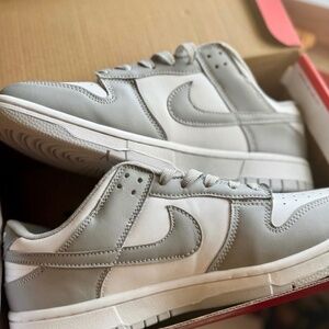Nike Men’s Retro Dunk Low Grey Fog size 10